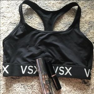 ❤️ 2 Victoria’s Secret Unlined Logo Sports Bras❤️